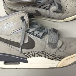 Nike Air Jordan Legacy 312 Shoes Mens Wolf Grey Graphite Sneakers AV3922-002